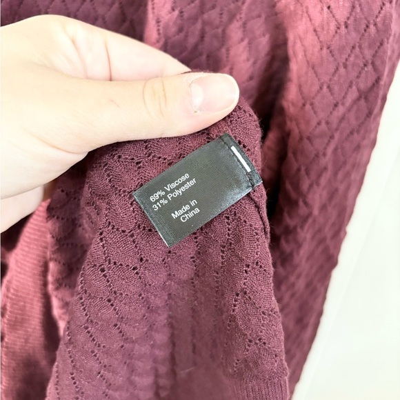 Lane Bryant maroon knit long sleeve crewneck sweater size 14/16 new - Picture 3 of 4